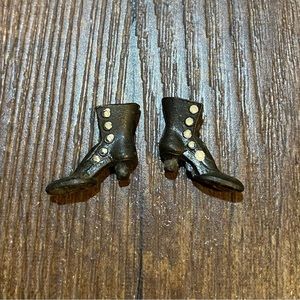 Miniature dollhouse Victorian boots